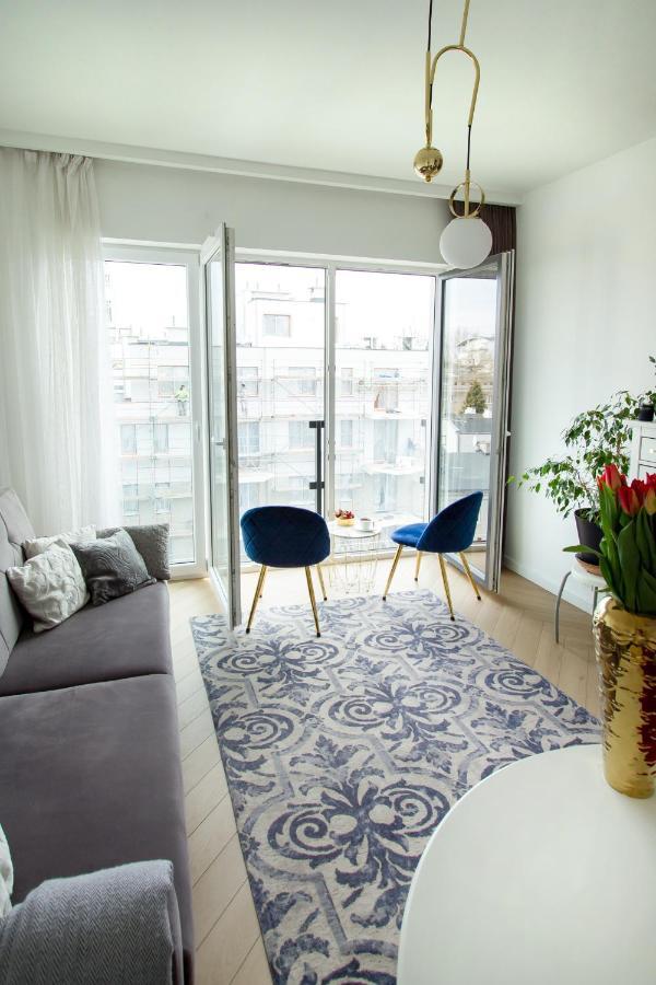 Nowy Apartment Przy Placu Szembeka Varşova Dış mekan fotoğraf