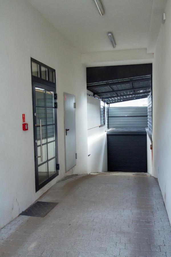 Nowy Apartment Przy Placu Szembeka Varşova Dış mekan fotoğraf